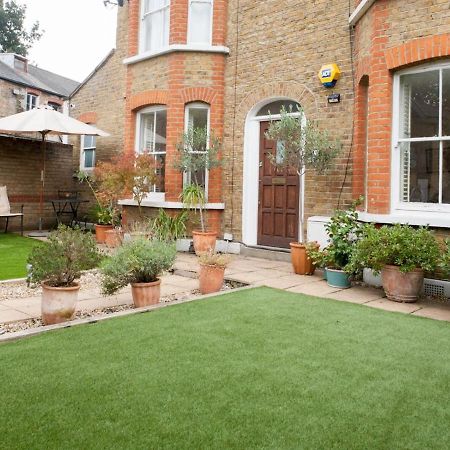 Pass The Keys Garden Apartment In Stockwell Londýn Exteriér fotografie