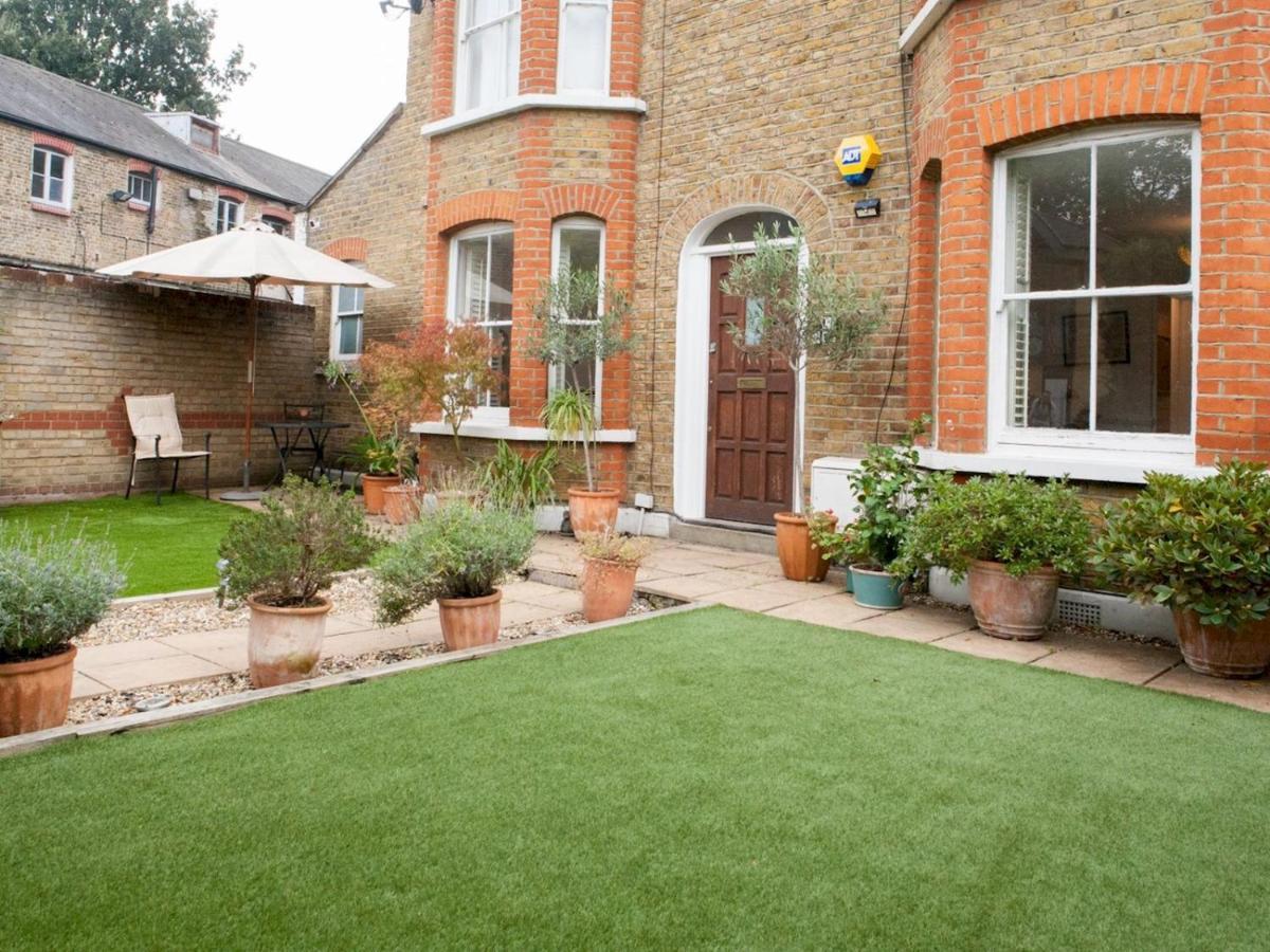 Pass The Keys Garden Apartment In Stockwell Londýn Exteriér fotografie