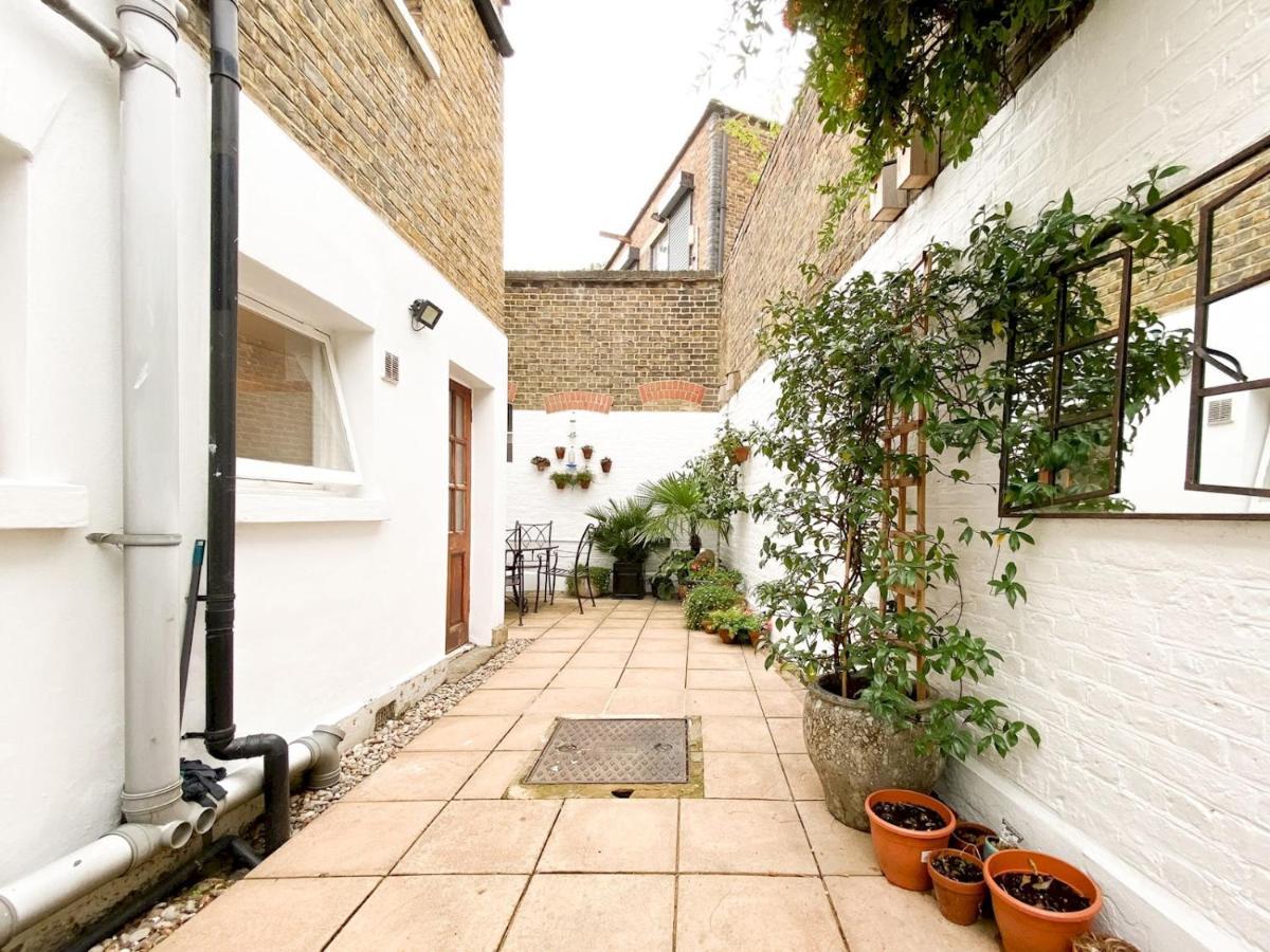 Pass The Keys Garden Apartment In Stockwell Londýn Exteriér fotografie
